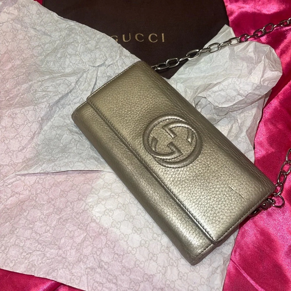 Gucci Handbags - GUCCI GG Soho Leather Biford Long Crossbody